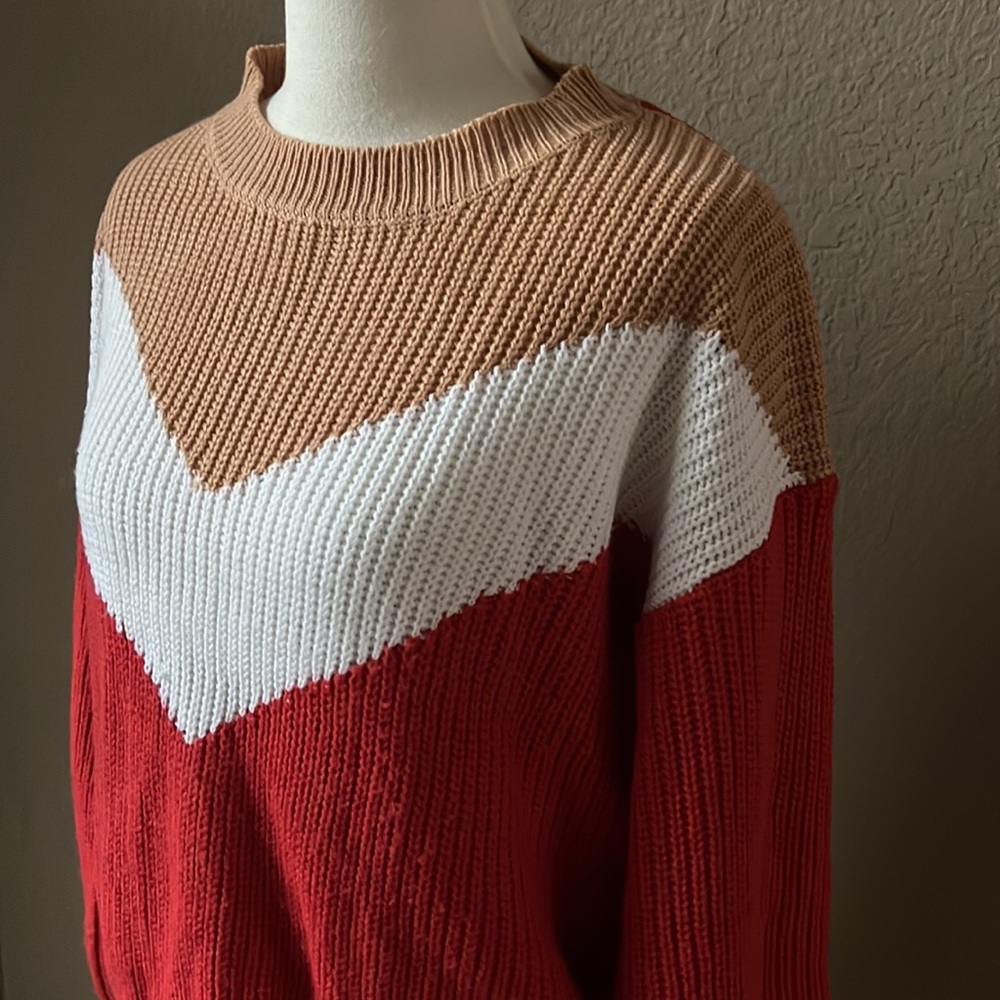 Block Color Cable Knit Sweater - Picture 3 of 9